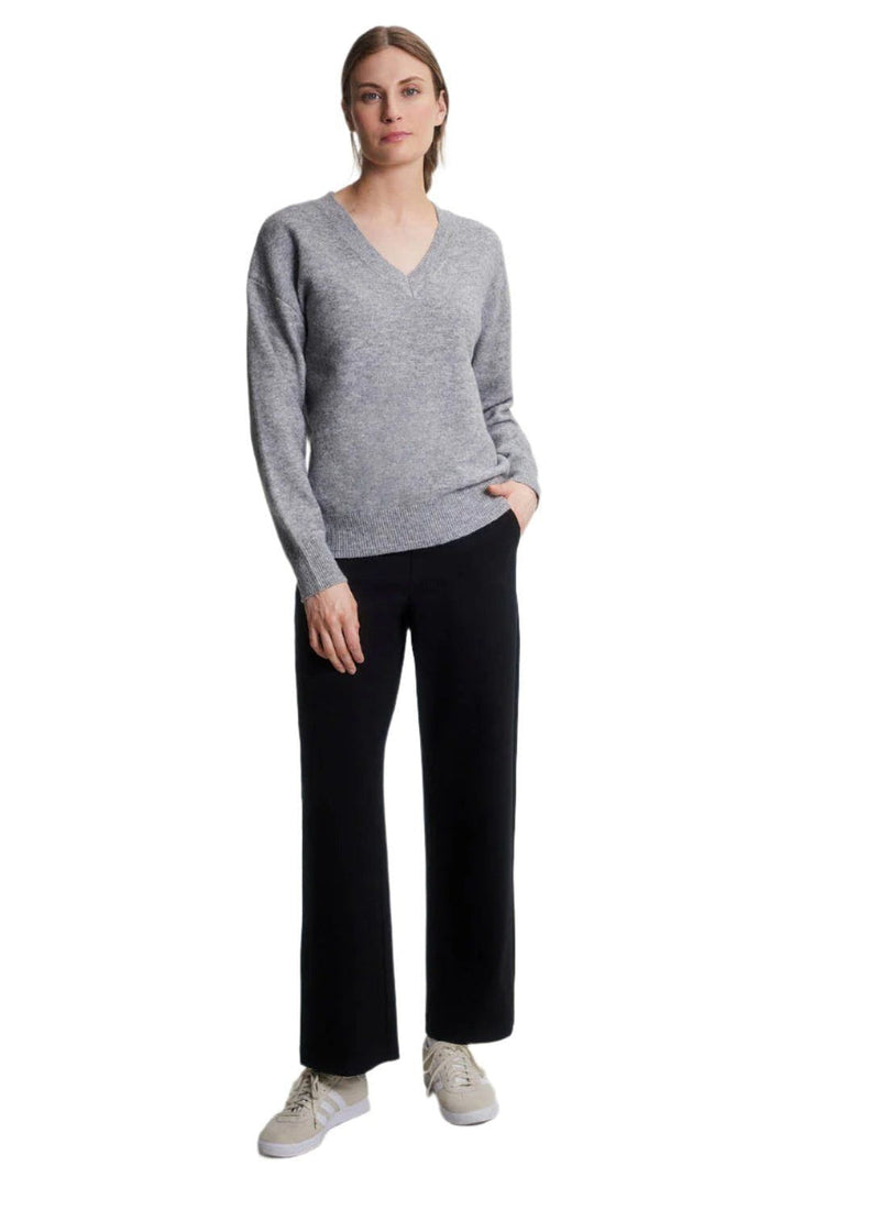 FIG Sweater Women's Aniak V-Neck Sweater